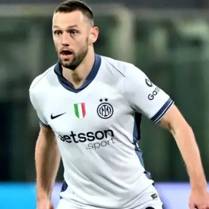 Inter Defender Sparks Free Transfer Race