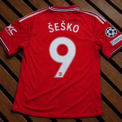 Carrick Blocks Sesko Sale to Spanish Clubs